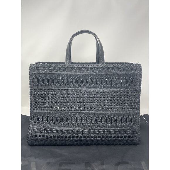 Givenchy Medium tote NWT $2390 - Picture 5 of 9